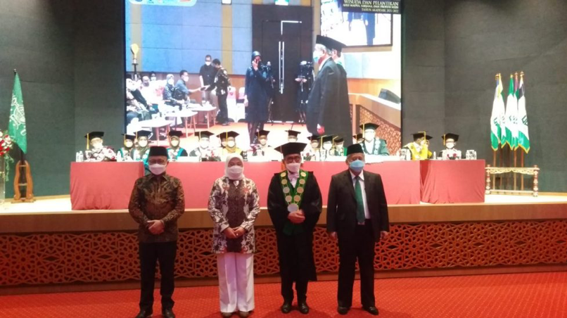 Wisuda Periode II Tahun 2021-2022 Hadirkan Menteri dan Gelar ‘Virtual Job Fair’ (Feb 5, 2022)